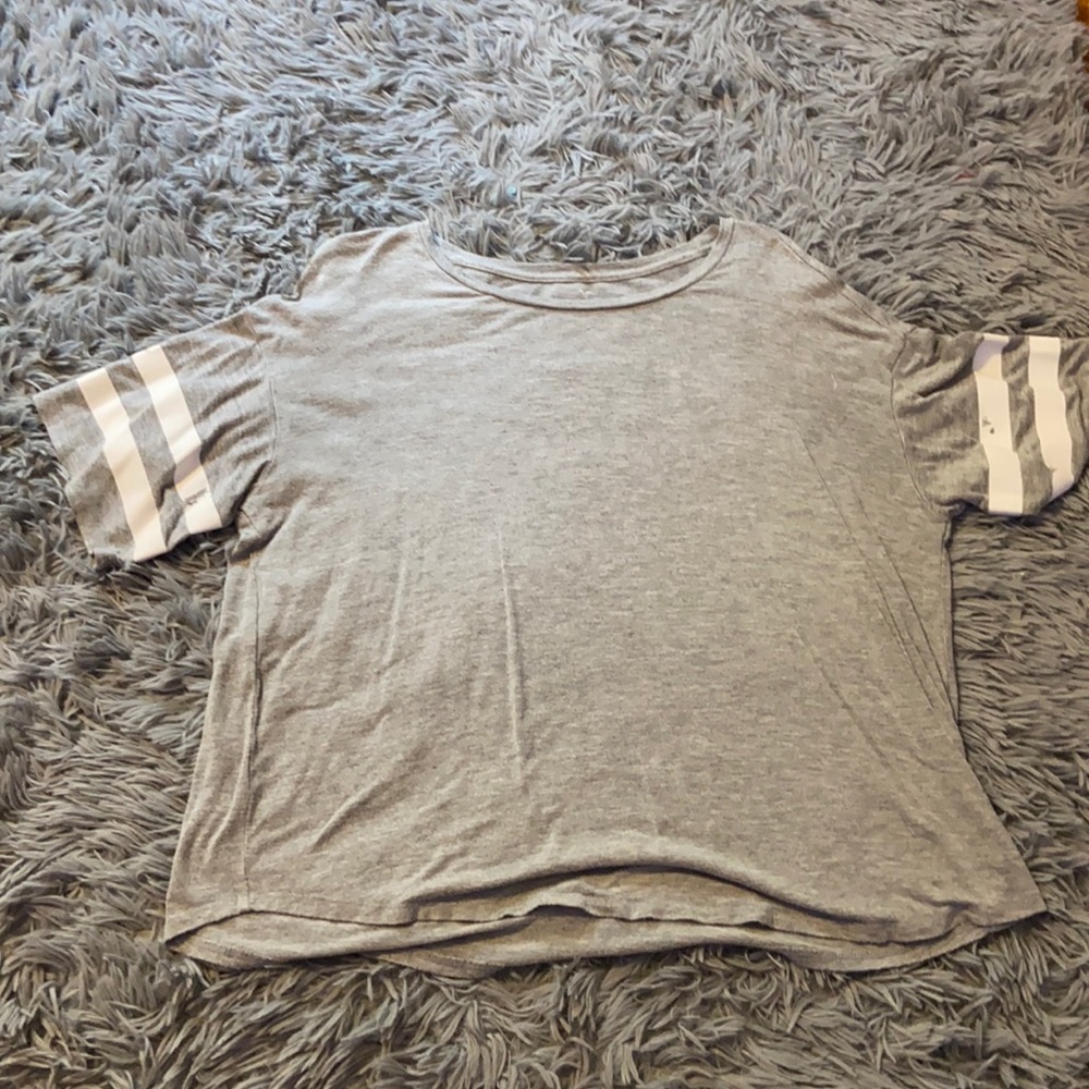 american eagle wide shirt, size S